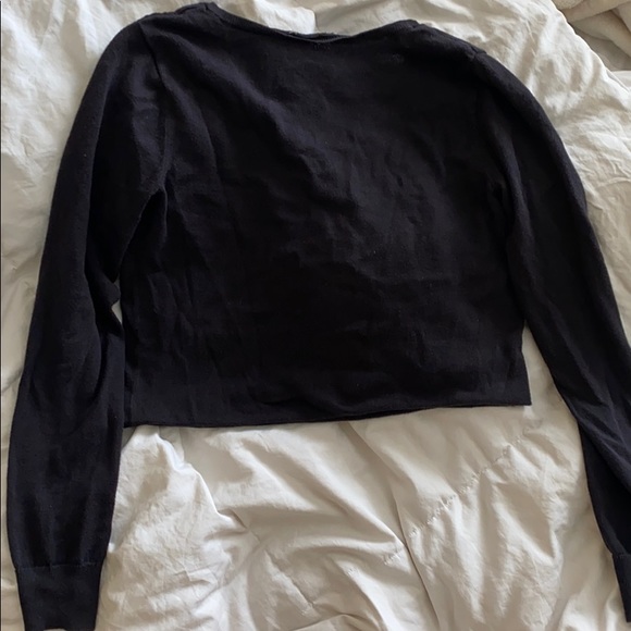 ✰  Brandy Melville cropped black sweater ✰ - Picture 2 of 2